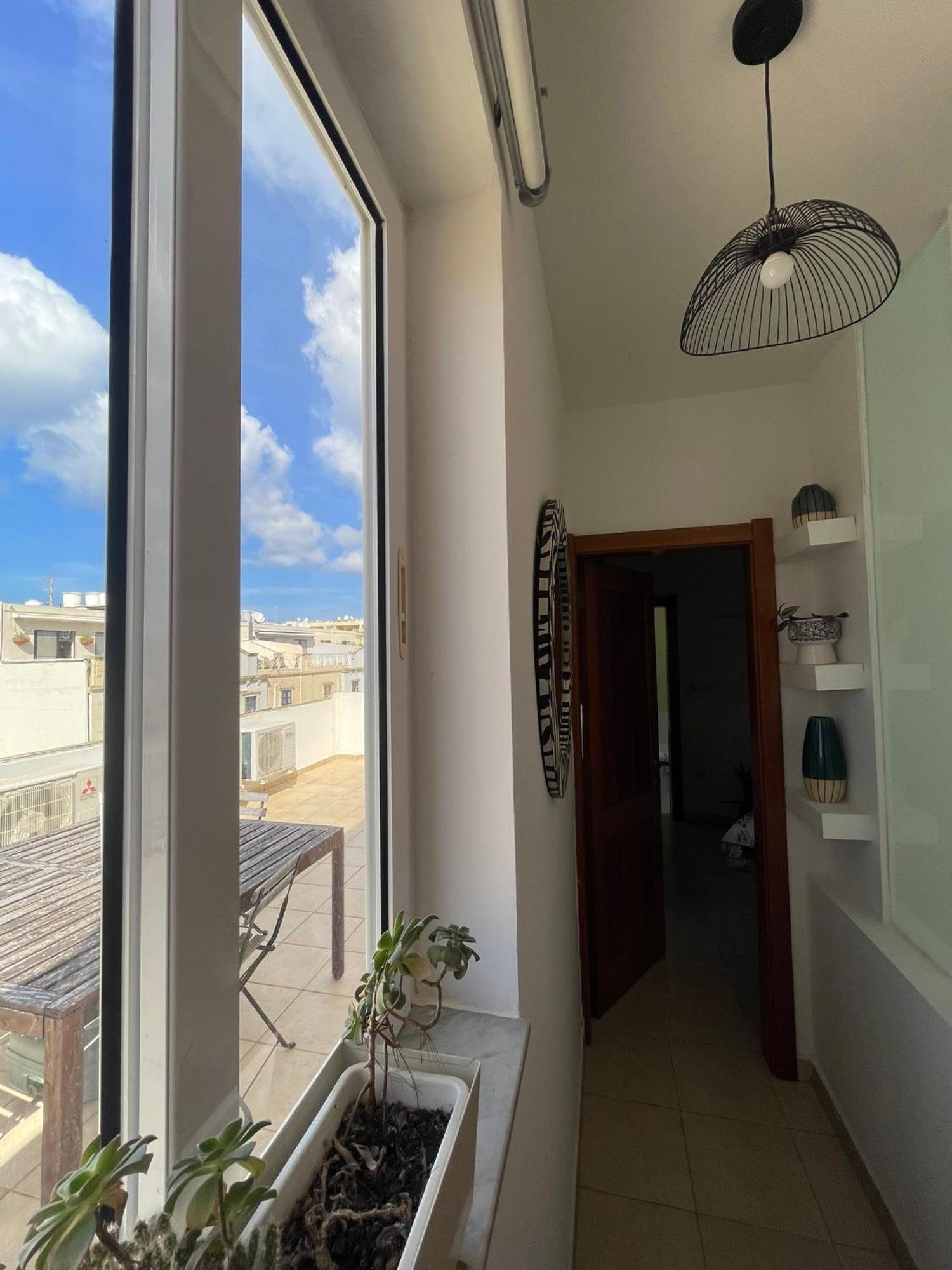 Simons Apartments Minutes Away From Balluta Bay And St Julians Слима Экстерьер фото