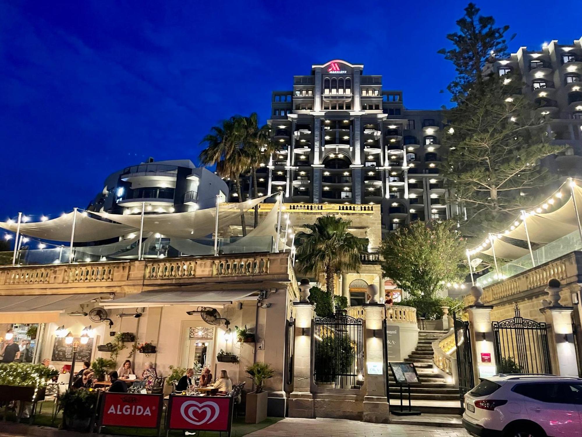 Simons Apartments Minutes Away From Balluta Bay And St Julians Слима Экстерьер фото