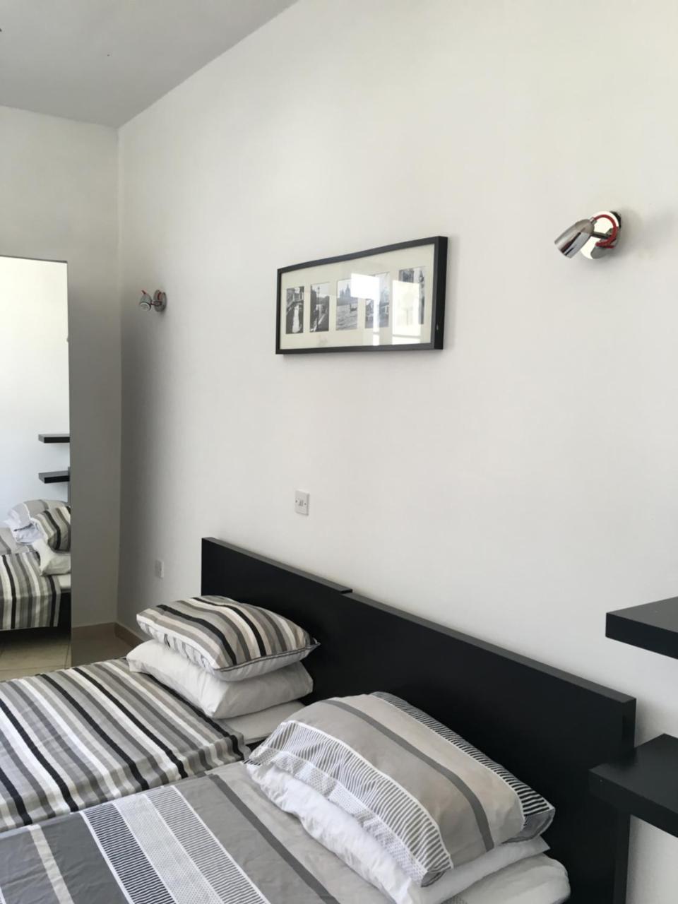 Simons Apartments Minutes Away From Balluta Bay And St Julians Слима Экстерьер фото
