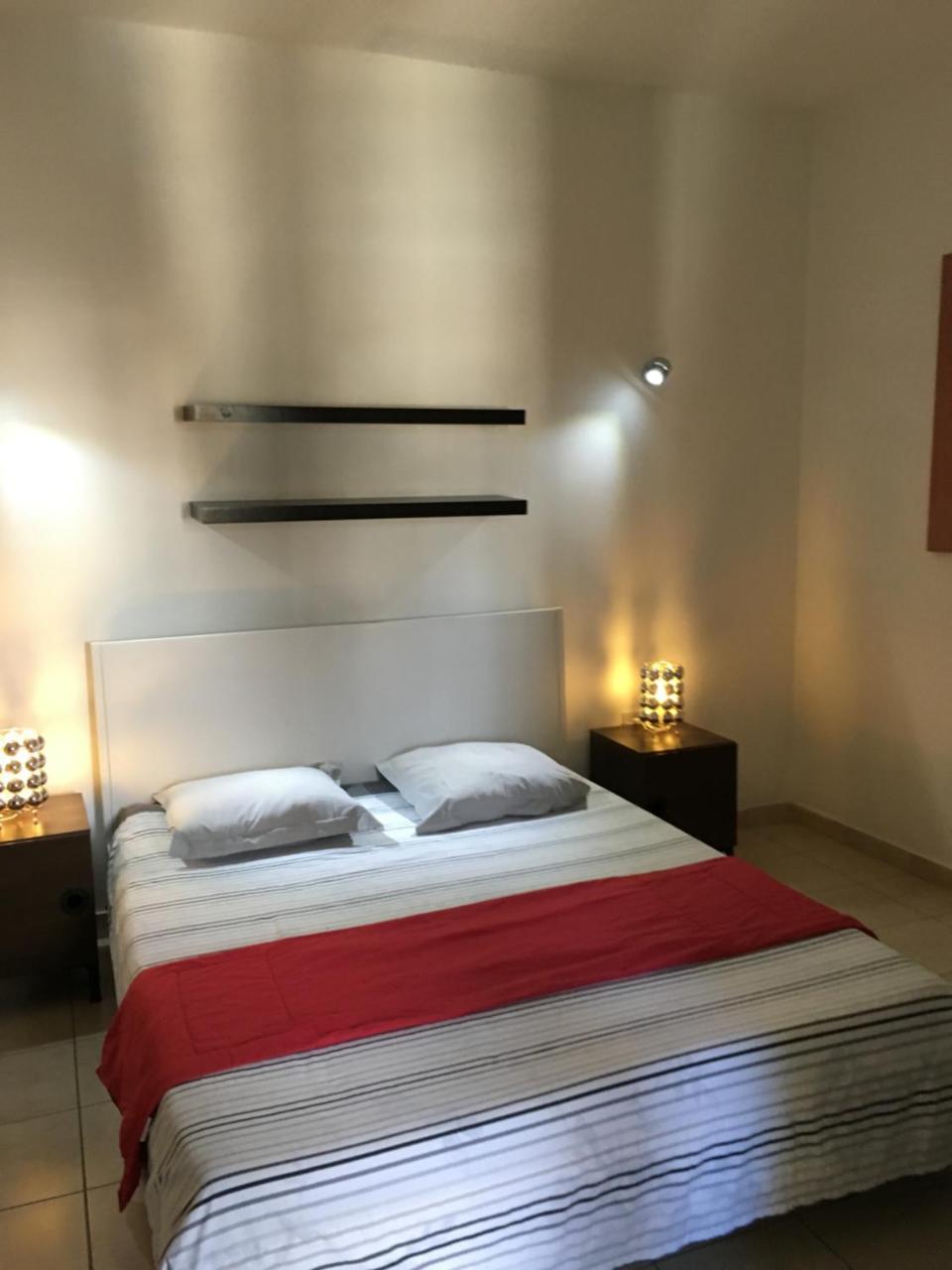 Simons Apartments Minutes Away From Balluta Bay And St Julians Слима Экстерьер фото